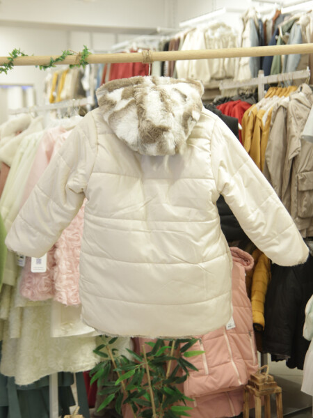 Çift Taraflı İçi Polarlı Rüzgar Geçirmez Kapüşonlu Şişme Kız Çocuk Mont 2-6 Yaş 50315 Bej - 9