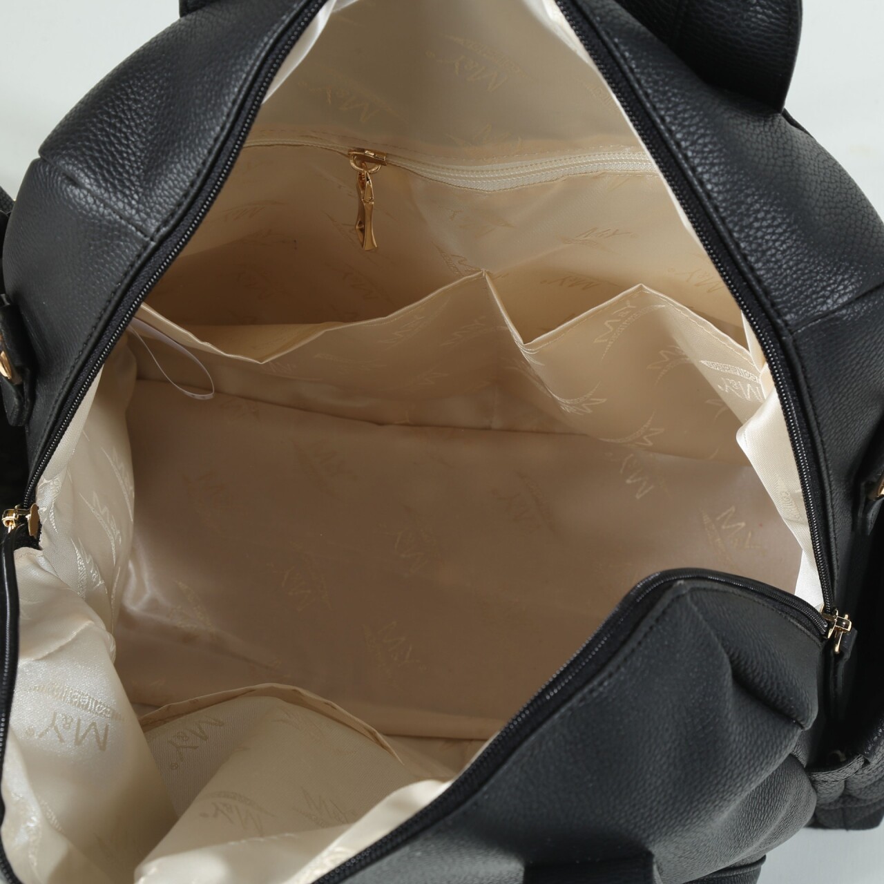 حقيبة ظهر جلدية من إم آند واي كيتي للعناية بالأم والطفل، رقم 7271، لون أسود - 4