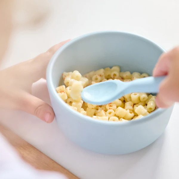 وعاء سيليكون من OiOi Basics، لون أخضر نهري - 2