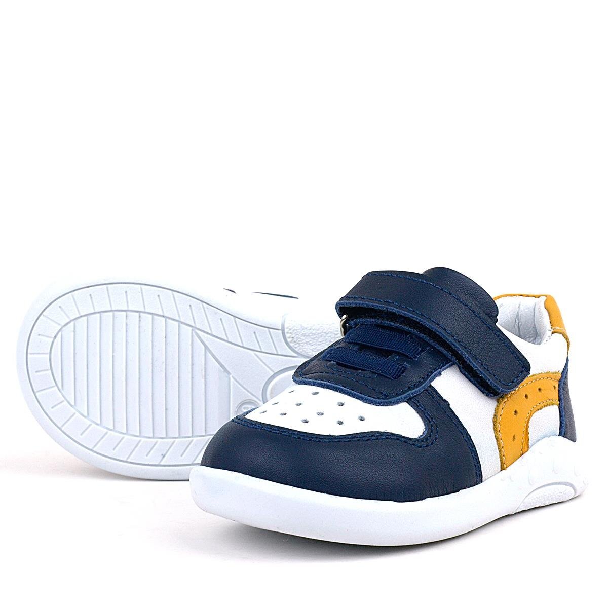 حذاء رياضي للأطفال من راكر بلس مصنوع من الجلد الطبيعي بتصميم تشريحي باللون الأزرق الداكن والأبيض - 5