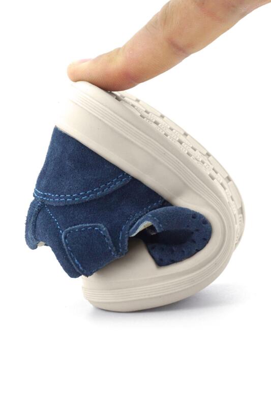 صندل أطفال تشريحي من الجلد الطبيعي من راكر بلس شون، أزرق داكن، أبيض، مع شريط فيلكرو - 9
