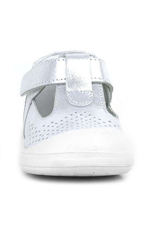 حذاء شون من راكر بلاس، مصنوع من الجلد الطبيعي الأبيض اللامع، مزود بشريط فيلكرو تشريحي للأطفال - 3