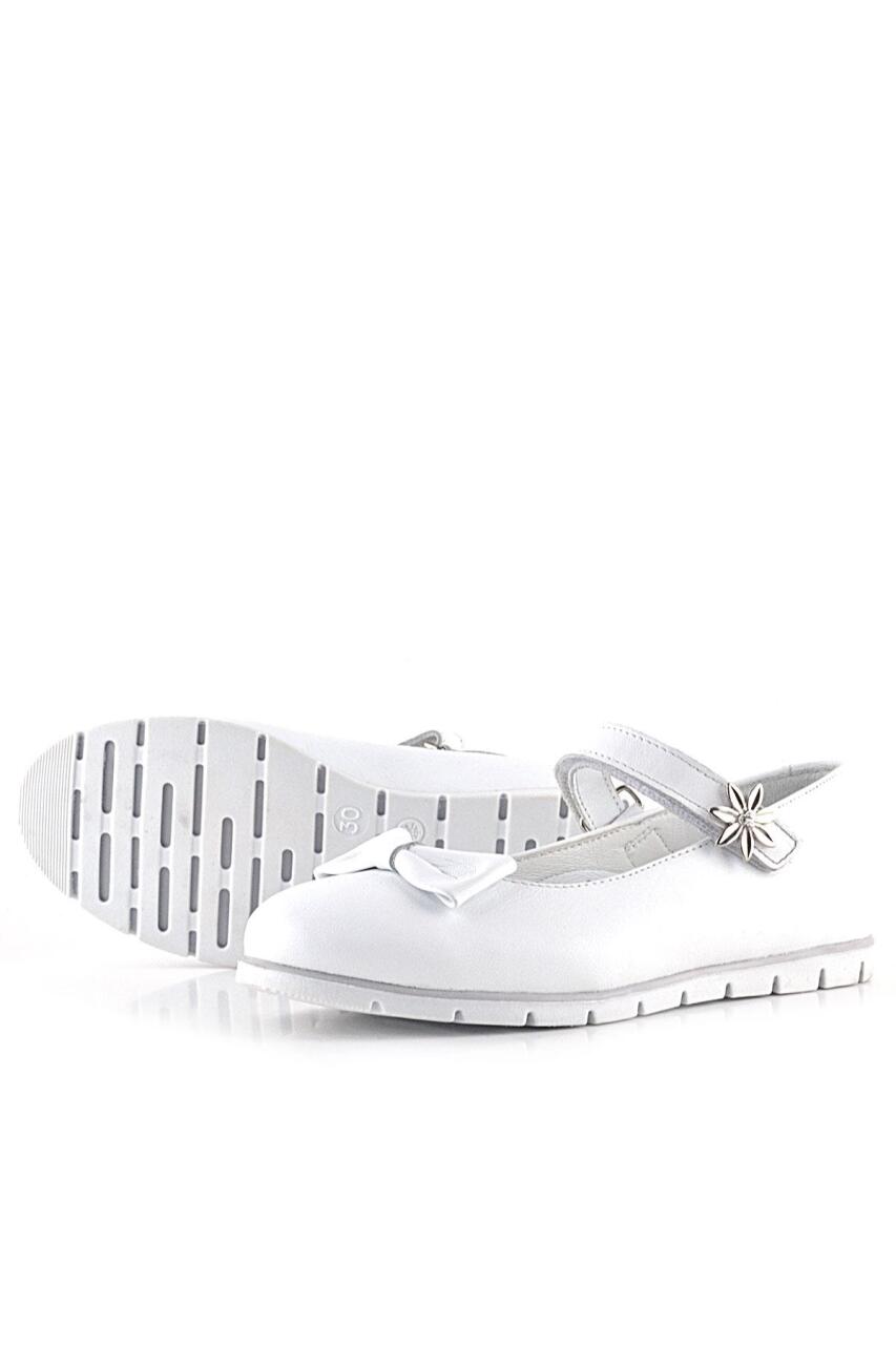 حذاء باليرينا للبنات من راكر بلاس مصنوع من الجلد الطبيعي باللون الأبيض ومزين بتفاصيل زهور من الفيلكرو - 6