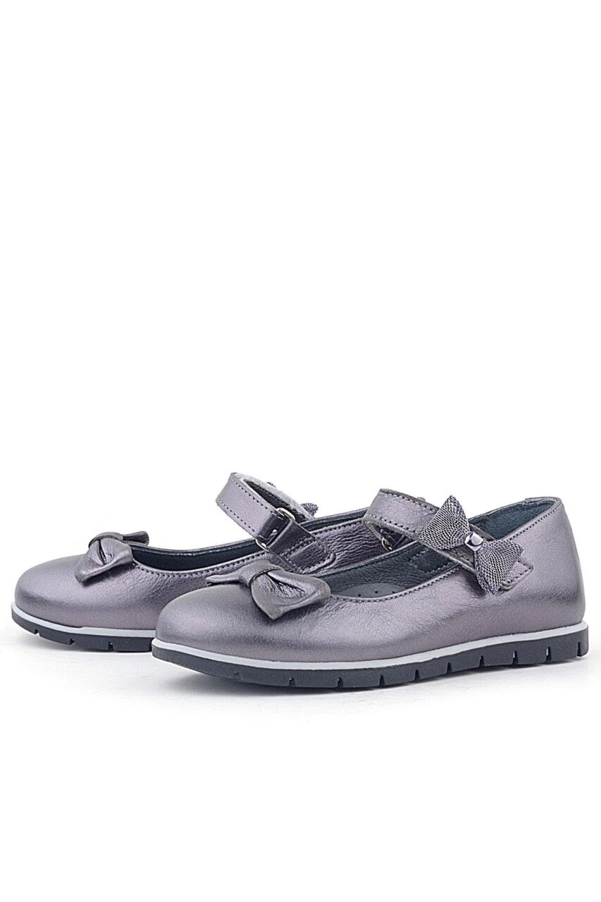 حذاء باليرينا للبنات من راكر بلاس مصنوع من الجلد الطبيعي ومزين بشريط بلاتيني وشريط فيلكرو - 5