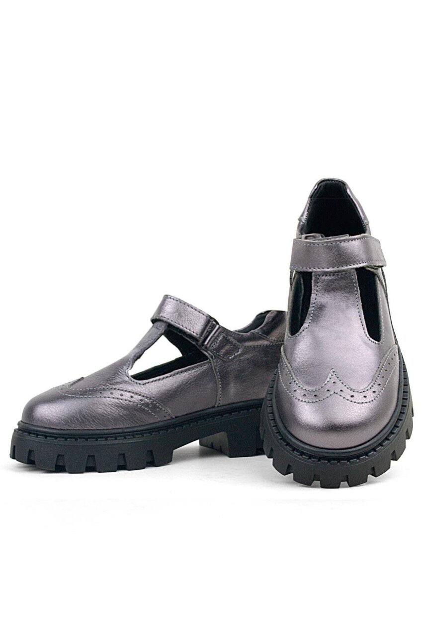 حذاء مدرسي للبنات من راكر بلاس مصنوع من الجلد الطبيعي باللون الأسود البلاتيني مع قاعدة فيلكرو - 7