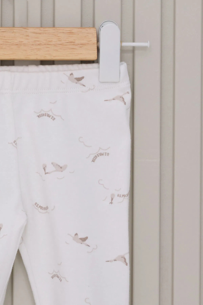 طقم ملابس أطفال من يو إس بولو مكون من 5 قطع للخروج من المستشفى، موديل USB2017، لون كريمي - 3